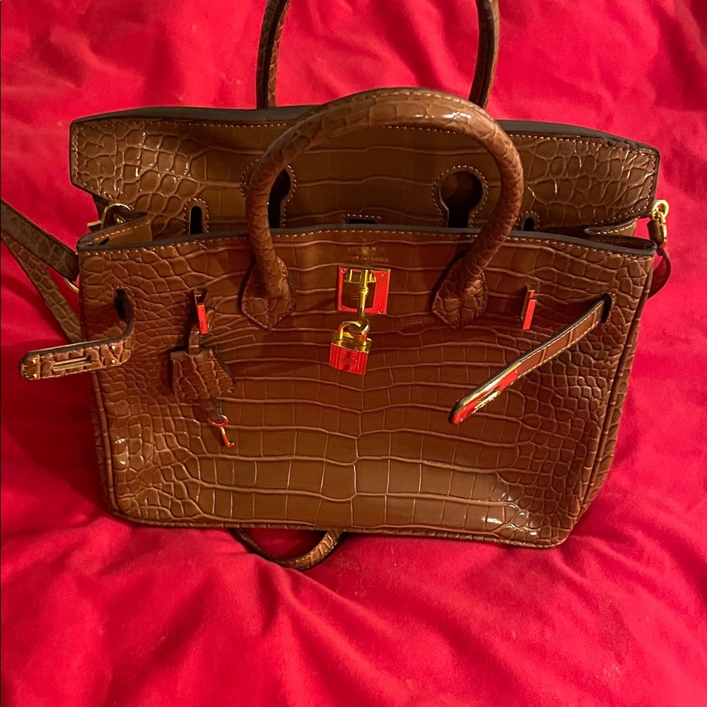 Elegant Brown Crocodile-Embossed Satchel